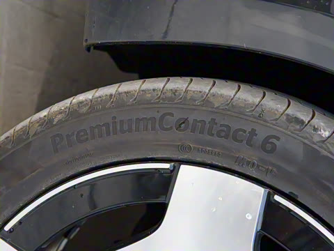 2024�� V 300 L ����������