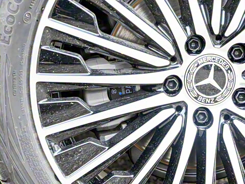 2025�� CLE 260 ���ܳ�