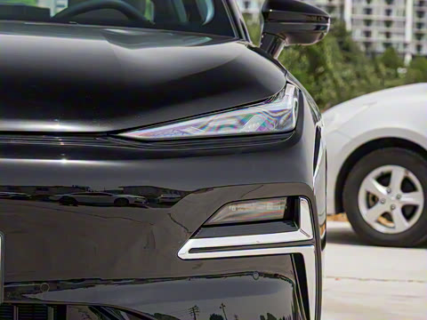 2025�� 130km EM-i ������