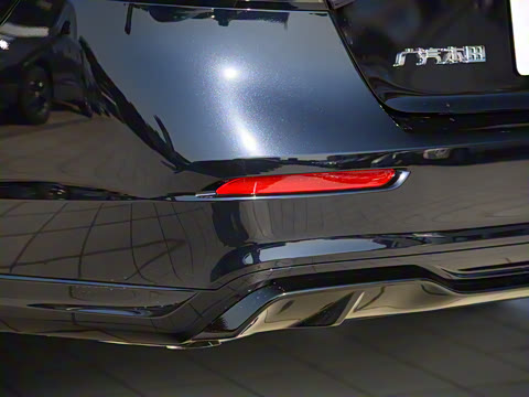 2025�� �˶�ϵ�� 260TURBO ������