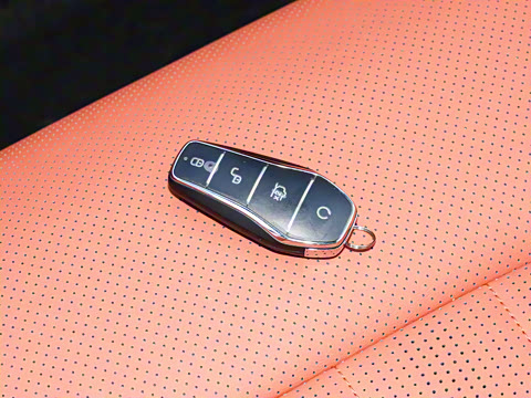 2025�� EV 670KM�����״�������