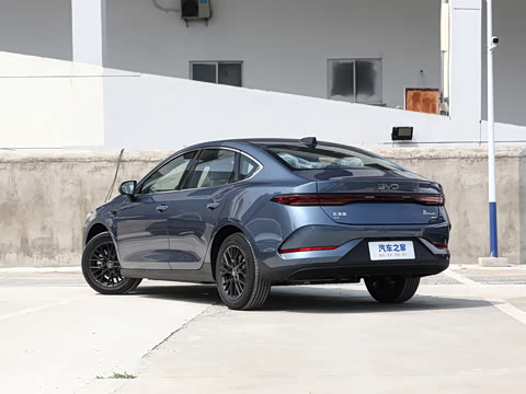 2025�� EV �Ǽݰ� 510KM������