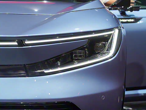 2025�� ����������Max