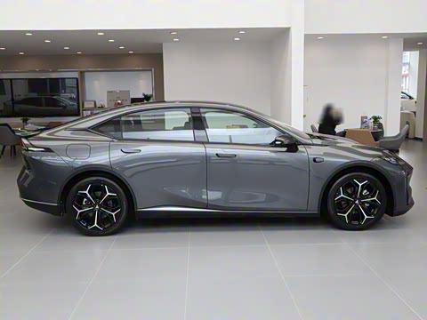 2025�� 300Ultra  �����Ǽ�AD PRO���̰�