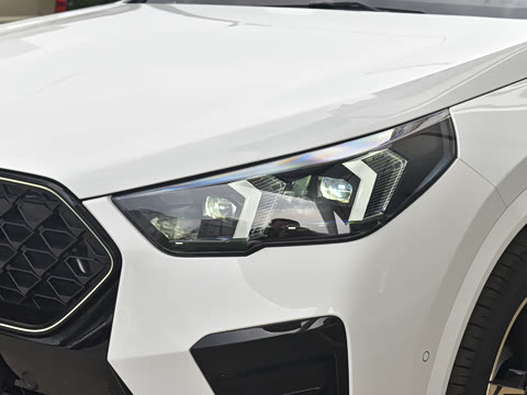 2024�� xDrive25i M�˶���ҹ��װ