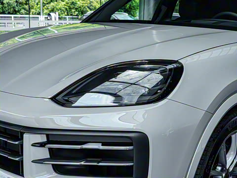 2025�� Cayenne 3.0T ���ΰ�