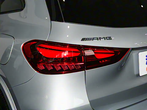 2024�� AMG GLA 35 4MATIC