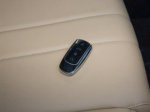 2025�� ���ܰ� 1.6T ��+������