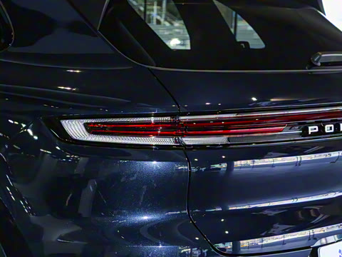 2025�� Cayenne S E-Hybrid 3.0T