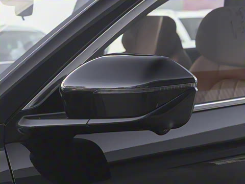 2025�� ���Ĵ� UItra 2.0T ������ �ǻ۾�����