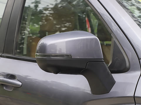 2025�� 2.0T�Զ�������Ӣ�� ����