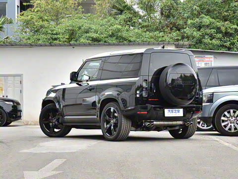 2025�� 90 5.0T V8