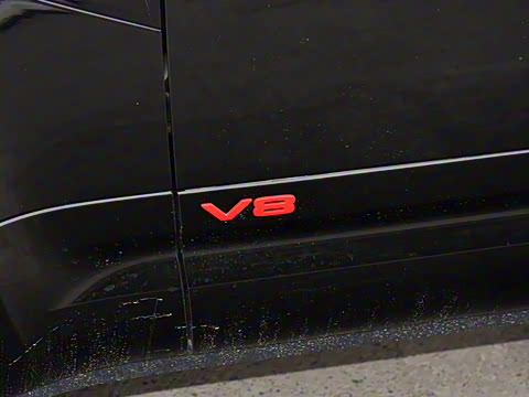 2025�� 90 5.0T V8