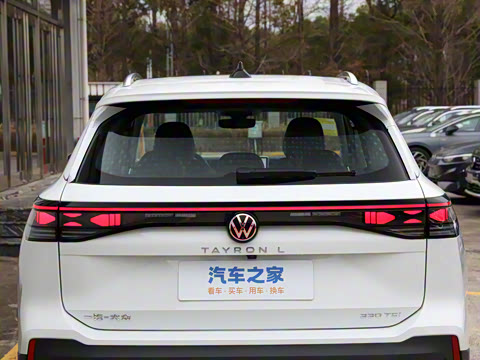 2025�� ̽��L 330TSI ������Ӣ