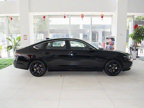 2025�� �˶�ϵ�� 260TURBO ������