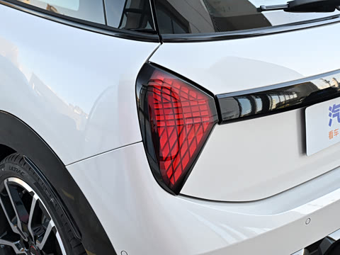 2025�� JOHN COOPER WORKS