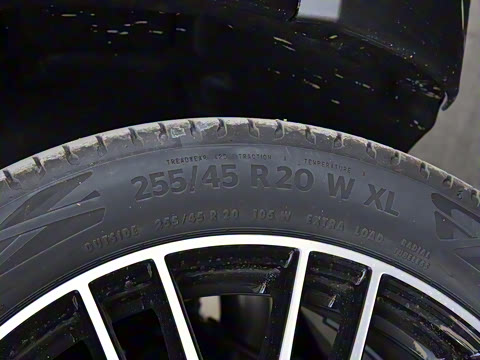 2024�� GLC 300 L 4MATIC ������ 7��