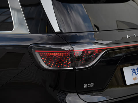 2025�� ���� Max�� 52kWh 6����