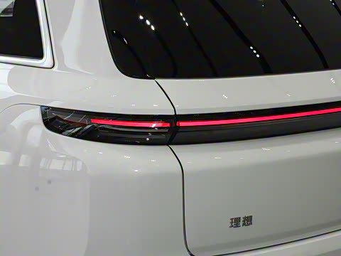 2025�� Max ���ܻ��°�