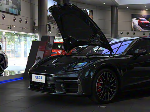 2024�� Panamera Turbo E-Hybrid 4.0T