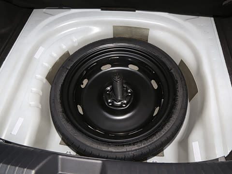 2025�� �Ŀ�� 300TSI DSG��Խ��