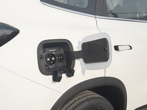 2025�� 1.5T 130km ���ʰ� 7��