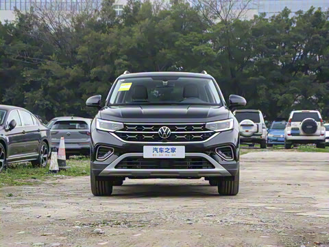 2025�� ������ 300TSI