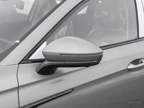 2025�� 2.0T �Զ���+