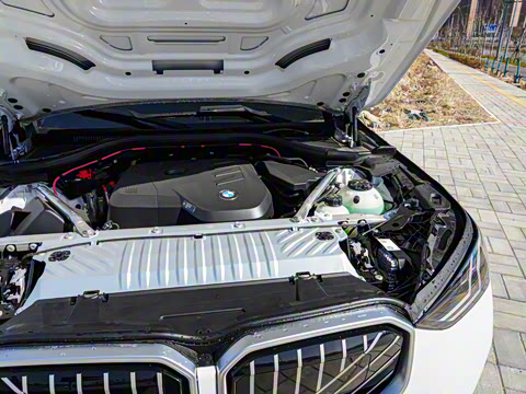 2025�� xDrive30L ������ M�˶���װ