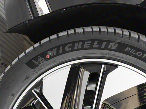 2025�� 636Max����� 5��