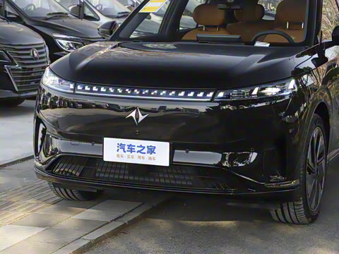 2025�� 636Max����� 5��