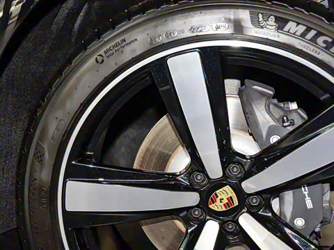 2025�� Macan 2.0T ���ΰ�