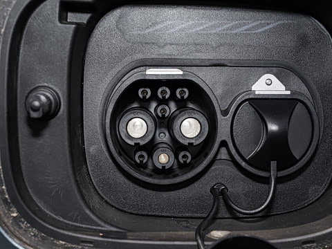 2025�� EV 670KM�����״��콢��