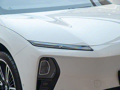 2025�� 102kWh ǩ����