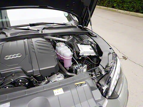 2025�� Sportback ��ذ� 40 TFSI ʱ�ж�����