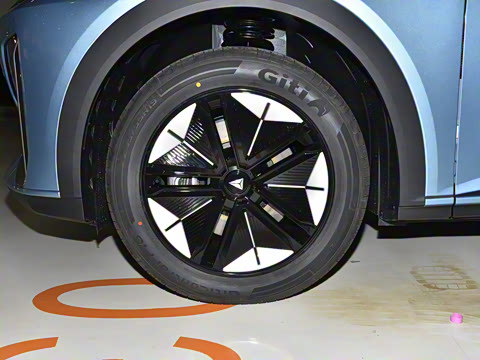 2024�� 285Max ���̰�