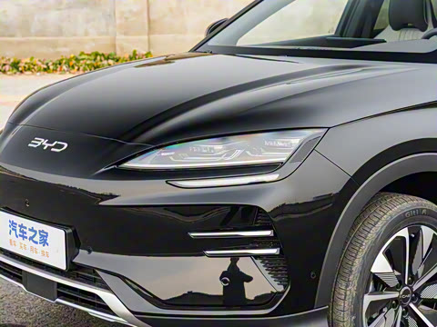 2025�� EV �Ǽݰ� 605km �콢��