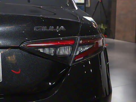 2023�� 2.0T 280HP �����