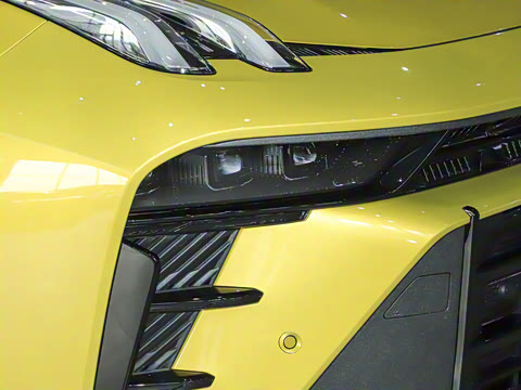 2025�� 03+ 2.0TD �Զ�Ԧ���