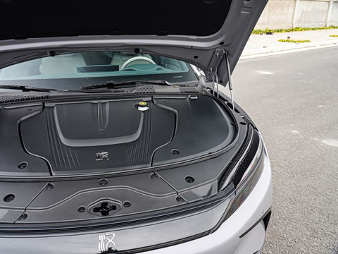 2025�� EV �Ǽݰ� 605KM������