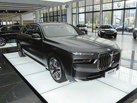 2023�� 740Li ������ ������װ