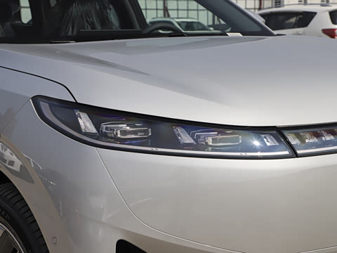 2025�� 636Ultra���Ȱ� 5��