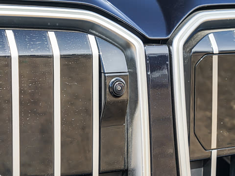 2025�� xDrive30L ������ M�˶���װ