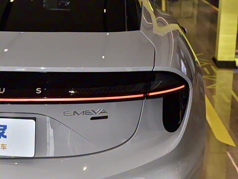 2025�� 600 ������