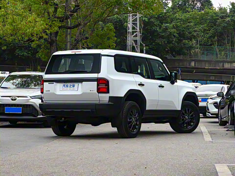 2025�� 2.4T ��ԽBX�� 5��