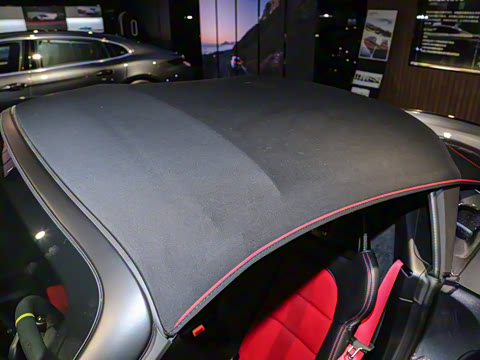 2023�� Spyder RS 4.0L