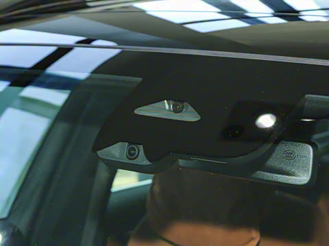 2025�� GLC 260 L 4MATIC ������