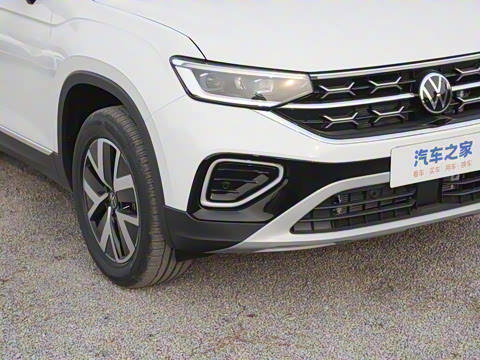 2025�� ������ 300TSI