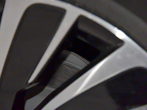 2025�� ���� 760 Max��������������ʻ