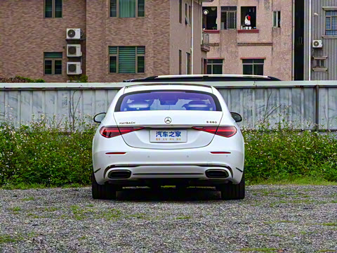 2025�� �Ŀ� S 680 4MATIC ��ҹ��